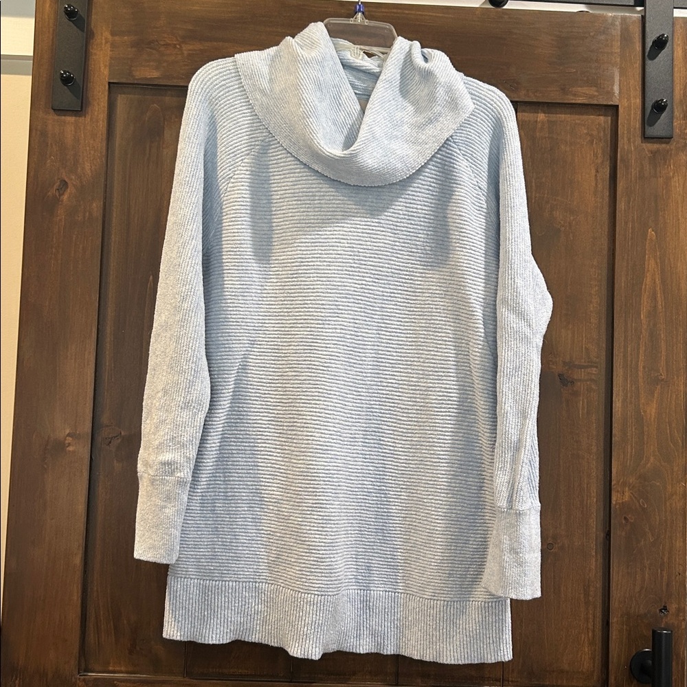 E435 LOFT Ice Blue Cowl Neck Ribbed Sweater size L